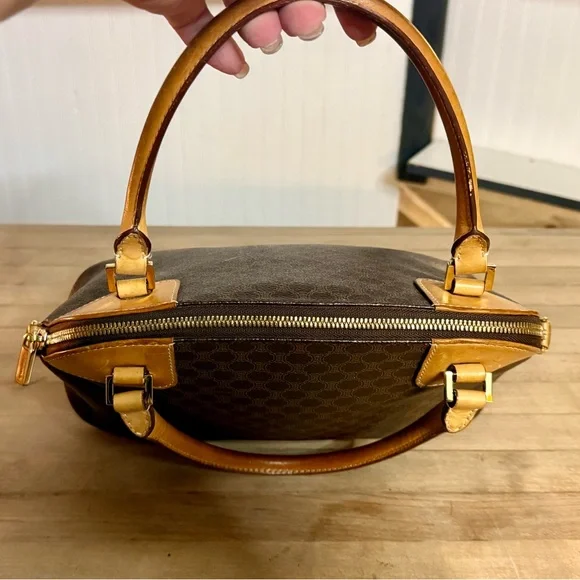 Celine Brown and Tan Handbag - Picture 5 of 15